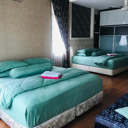 Sherry Luxury Homestay Pasir Gudang Kültér fotó